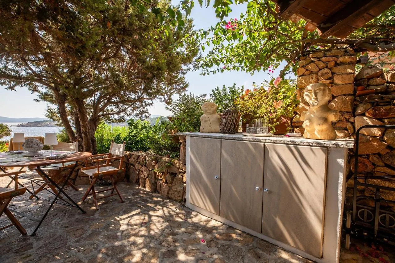 Porto Rotondo Splendido Appartamento Con Giardino Vista Mare Порто-Ротондо