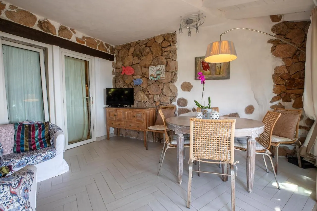 Porto Rotondo Splendido Appartamento Con Giardino Vista Mare 0*, Порто-Ротондо